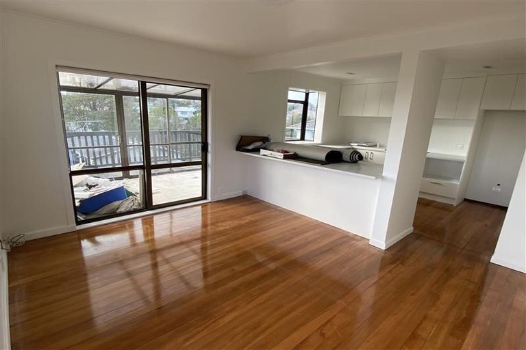 Photo of property in 50 Awaroa Road, Sunnyvale, Auckland, 0612