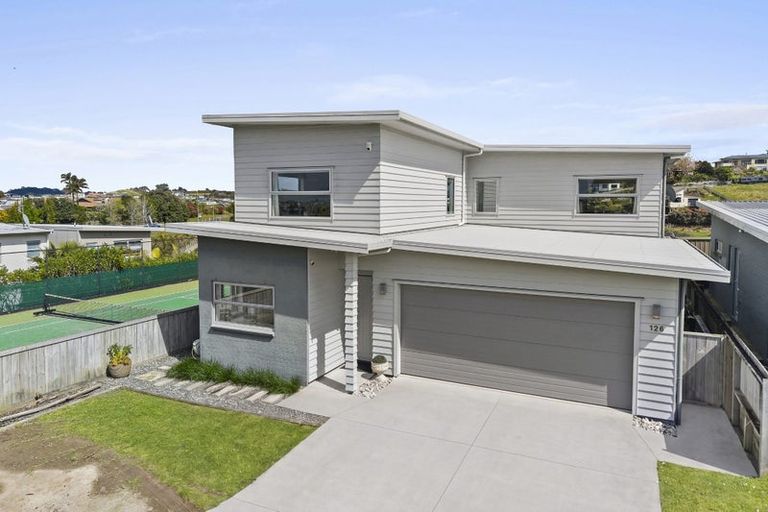 Photo of property in 126 Maire Road, Orewa, 0931
