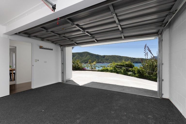 Photo of property in 358 Waikawa Road, Waikawa, Picton, 7220