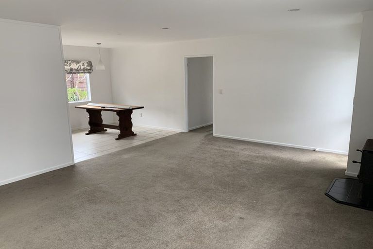 Photo of property in 12b Penton Road, Stanmore Bay, Whangaparaoa, 0932