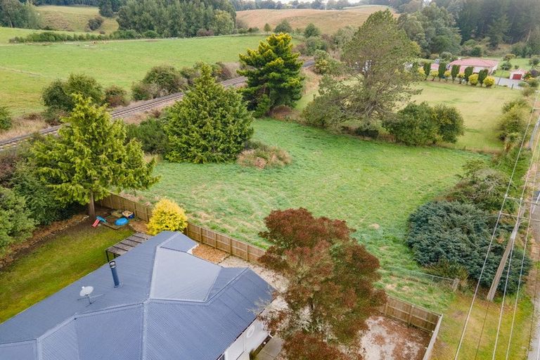 Photo of property in 114 Oamaru-alma Road, Deborah, Oamaru, 9491