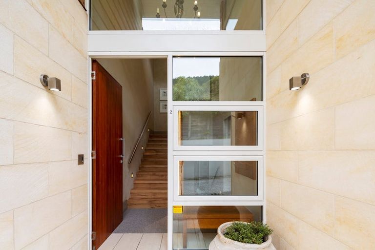 Photo of property in 55c Kent Street, Queenstown, 9300