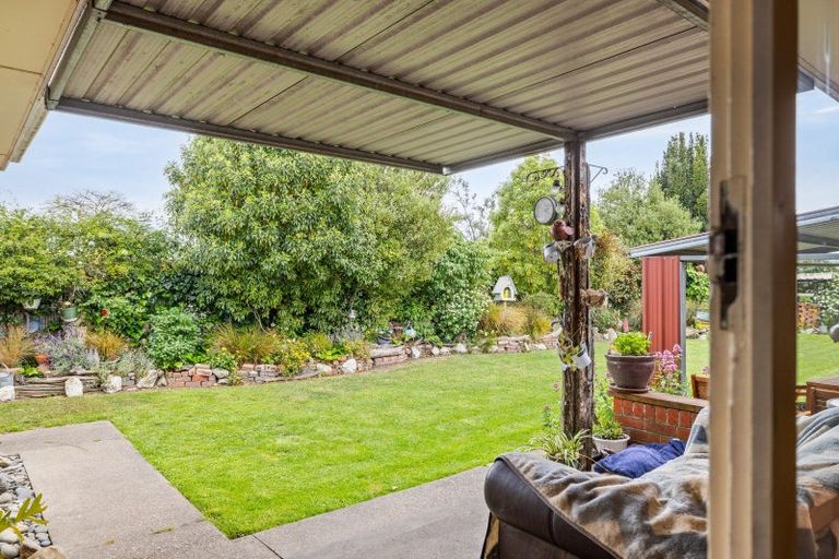 Photo of property in 5 Douglas Road, Amberley, 7410