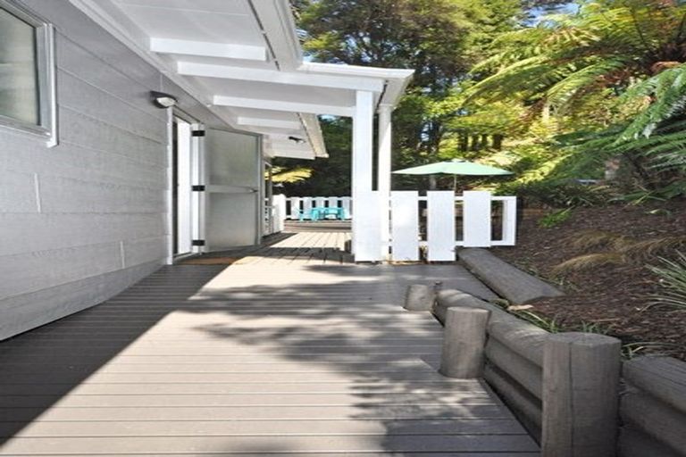 Photo of property in 1/8 Sapphire Place, Bayview, Auckland, 0629