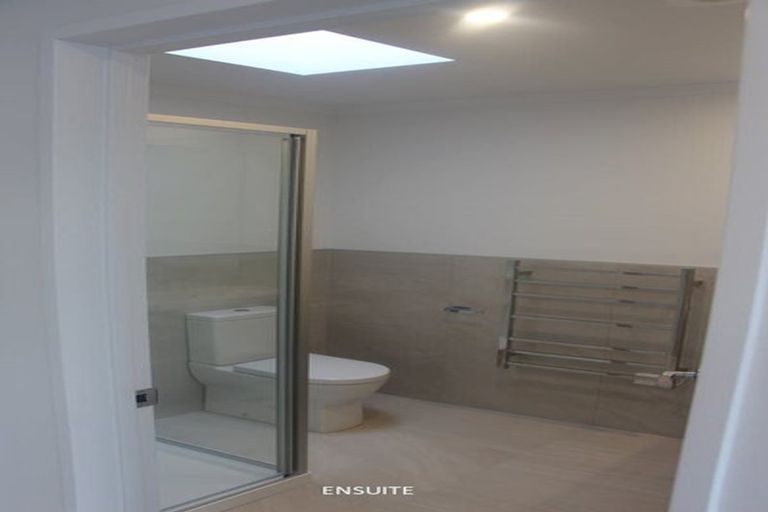 Photo of property in 29 Ambar Ridge Avenue, Massey, Auckland, 0614