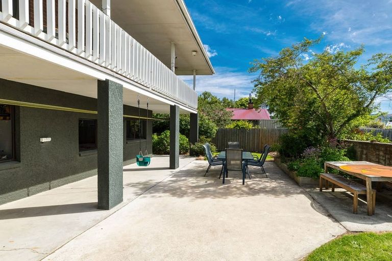 Photo of property in 6 Exeter Street, Waimate, 7924