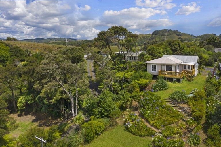 Photo of property in 92 Greenslade Road, Raglan, 3295