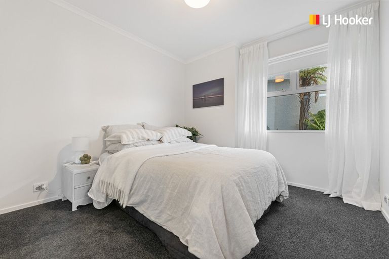 Photo of property in 63 Cliffs Road, Saint Clair, Dunedin, 9012