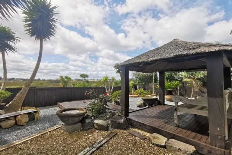 Photo of property in 36 Stranraer Crescent, Wattle Downs, Auckland, 2103