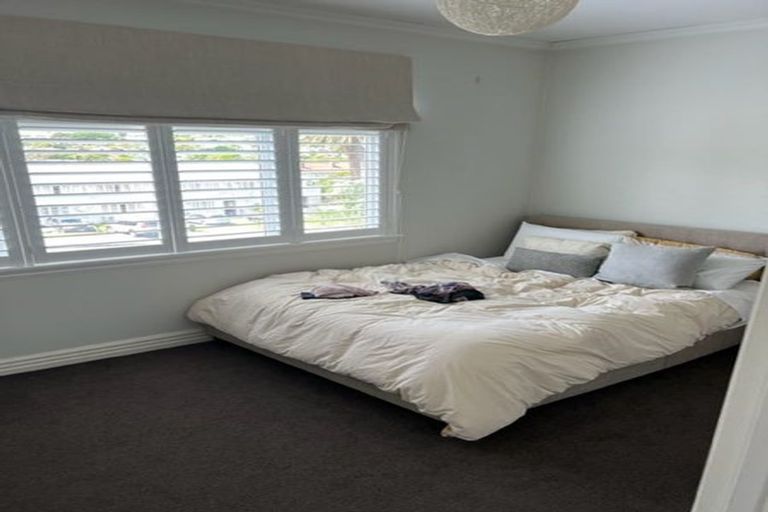 Photo of property in 703d Great North Road, Grey Lynn, Auckland, 1021