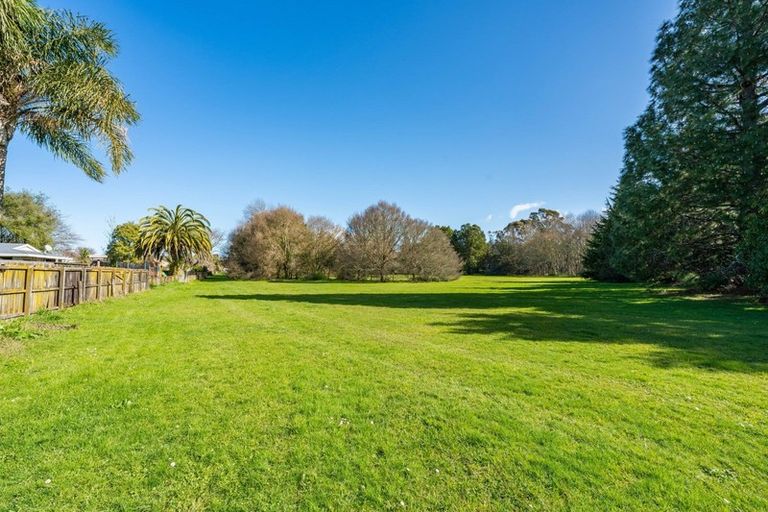 Photo of property in 24 Taksan Place, Pukete, Hamilton, 3200