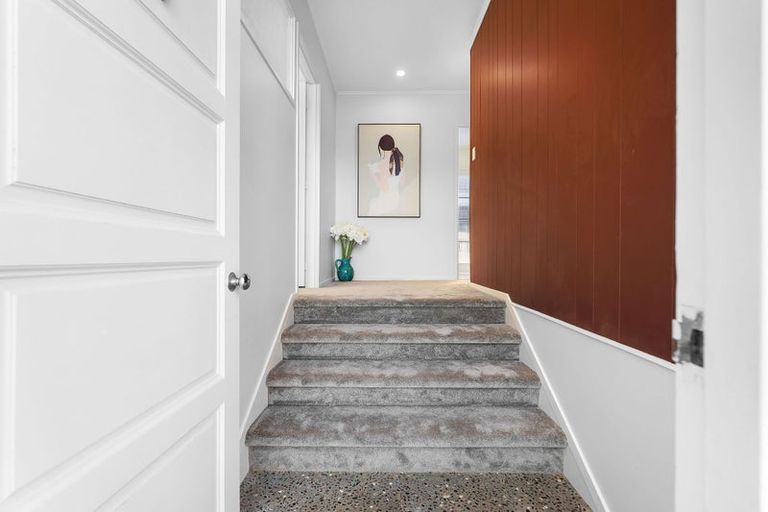 Photo of property in 292 Beach Road, Campbells Bay, Auckland, 0630