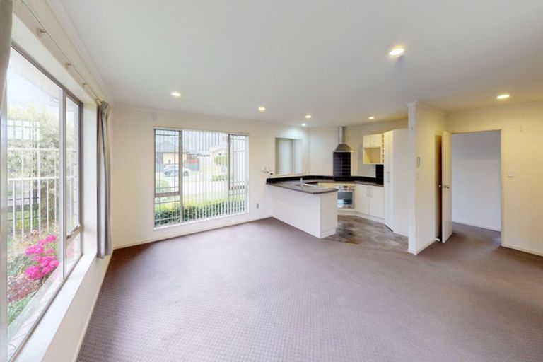 Photo of property in 6 Geneva Terrace, Kelvin Grove, Palmerston North, 4414
