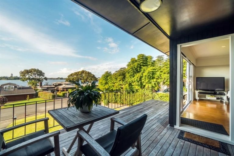 Photo of property in 1/14 Lake View Road, Takapuna, Auckland, 0622