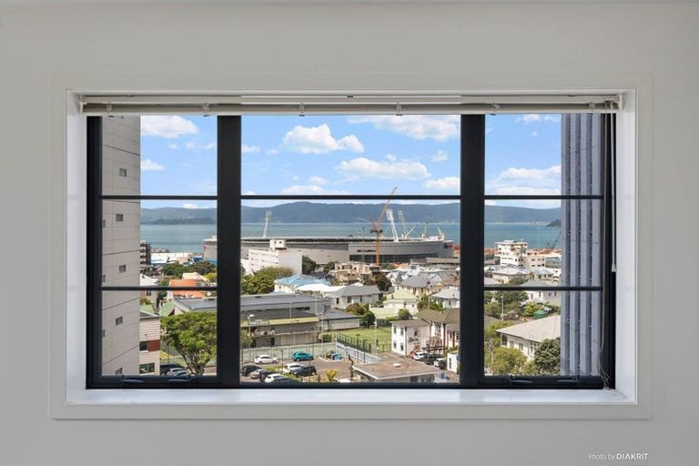 Photo of property in Westhaven Apartments, 24/127 Molesworth Street, Thorndon, Wellington, 6011