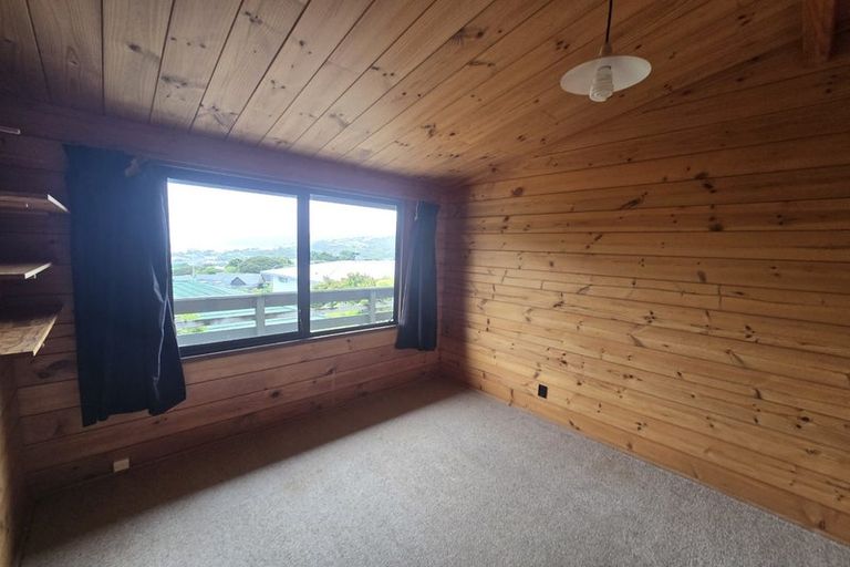 Photo of property in 10 Mervyn Place, Plimmerton, Porirua, 5026