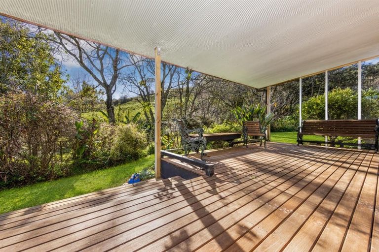 Photo of property in 33 Quinns Road, Clevedon, Papakura, 2585
