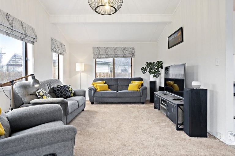 Photo of property in 20 Browning Street, Leamington, Cambridge, 3432