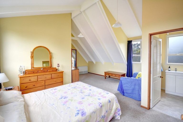 Photo of property in 262 Highcliff Road, Shiel Hill, Dunedin, 9013