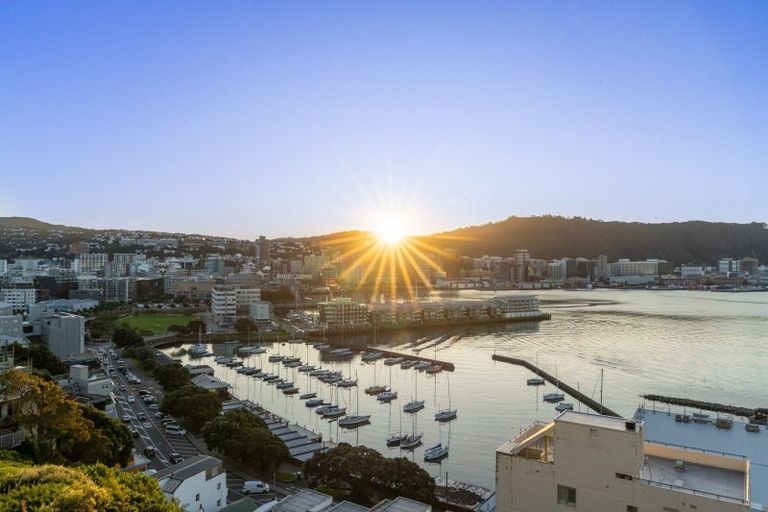 Photo of property in 48 Mcfarlane Street, Mount Victoria, Wellington, 6011