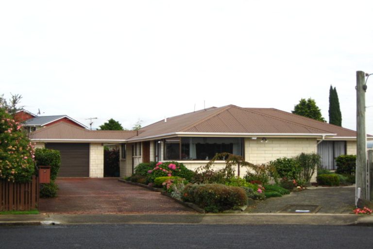 Photo of property in 7 Esk Place, Mosgiel, 9024