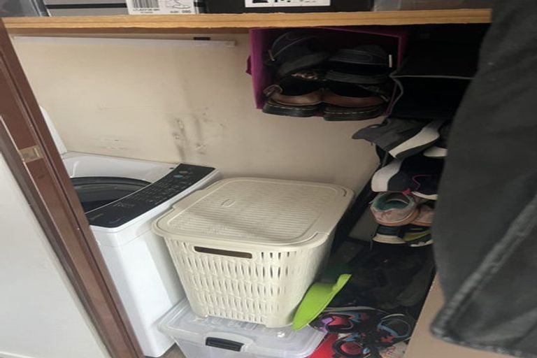 Photo of property in 2/25 Nearco Street, Randwick Park, Auckland, 2105