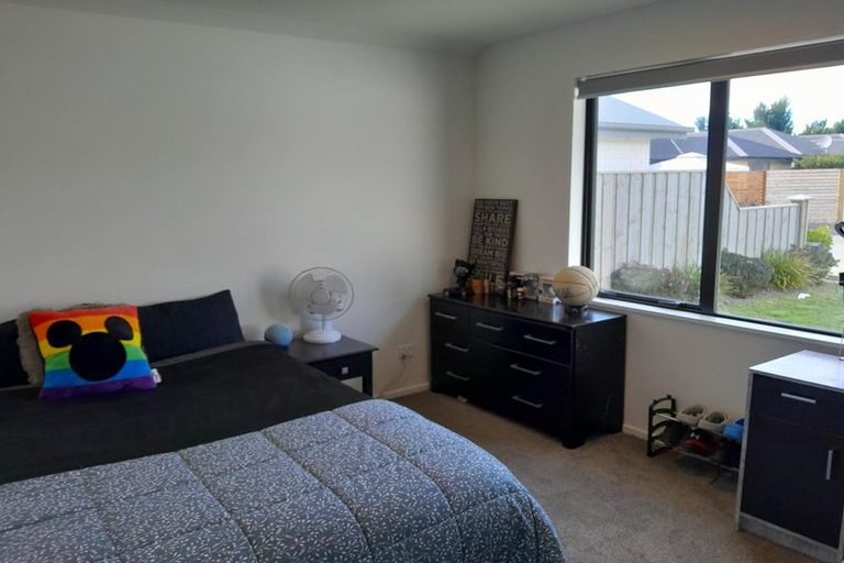 Photo of property in 24 Whakatipu Street, Pegasus, 7612