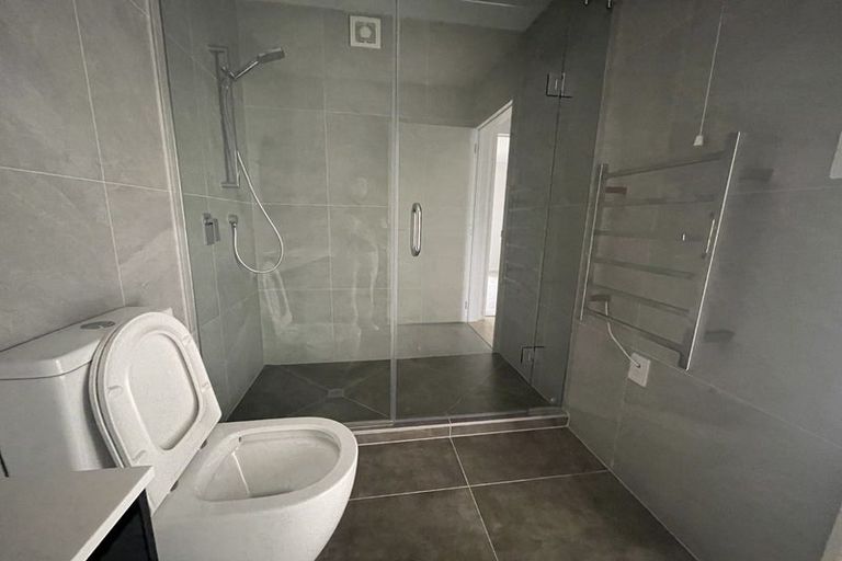 Photo of property in 5/30b Westgate Drive, Massey, Auckland, 0614