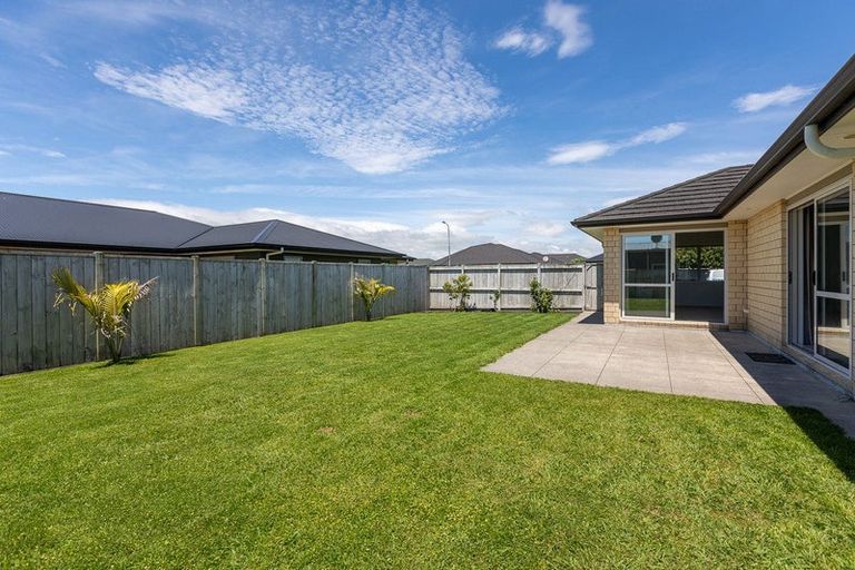 Photo of property in 11 Rawiri Drive, Bell Block, New Plymouth, 4312