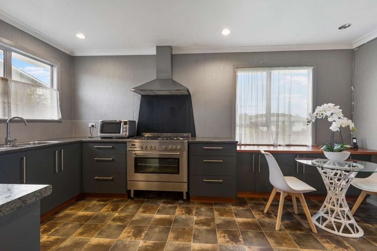 Photo of property in 89 Manuka Street, Castlecliff, Whanganui, 4501