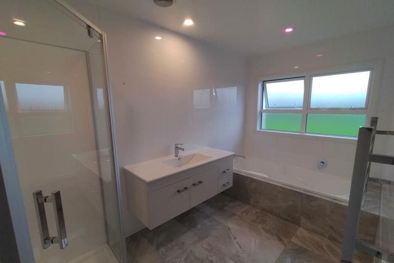 Photo of property in 121 Clevely Line, Bunnythorpe, Palmerston North, 4478