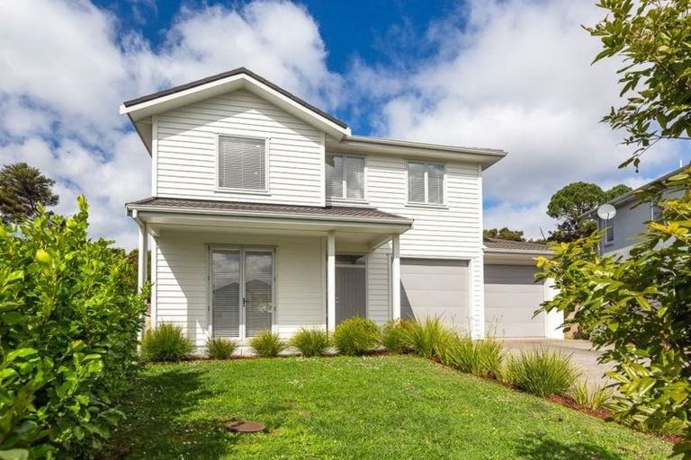 Photo of property in 61 Mackay Drive, Greenhithe, Auckland, 0632
