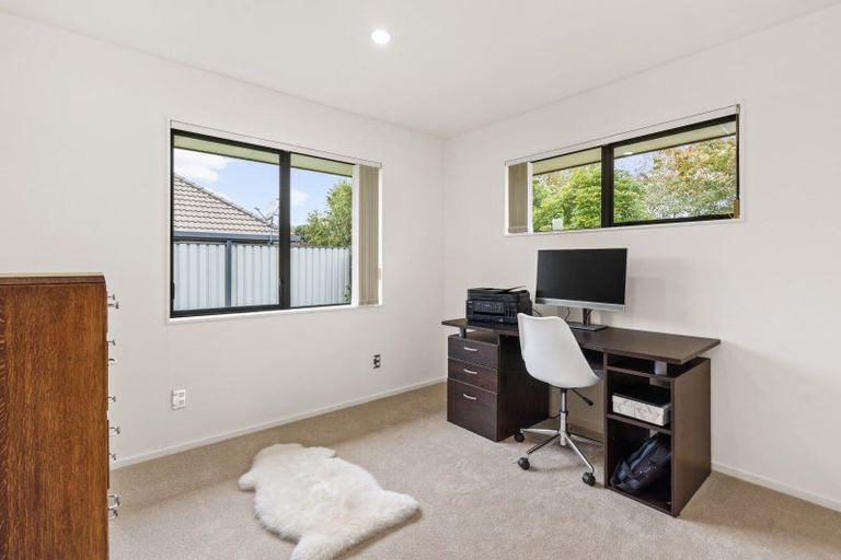 Photo of property in 18 Chatsfield Place, Te Kamo, Whangarei, 0112