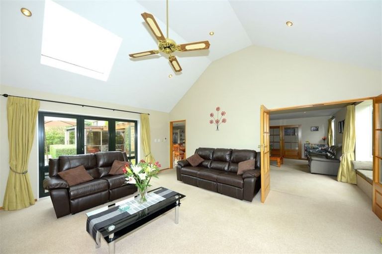 Photo of property in 36 Corfe Street, Ilam, Christchurch, 8041