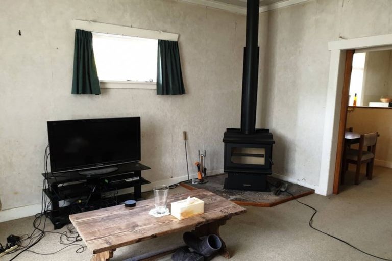 Photo of property in 15 High Street, Eltham, 4322