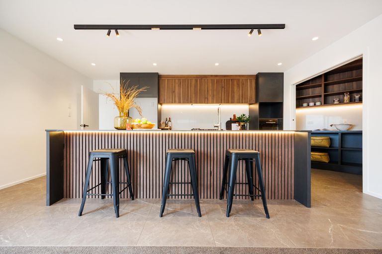 Photo of property in 26 Silicon Way, Fitzherbert, Palmerston North, 4410