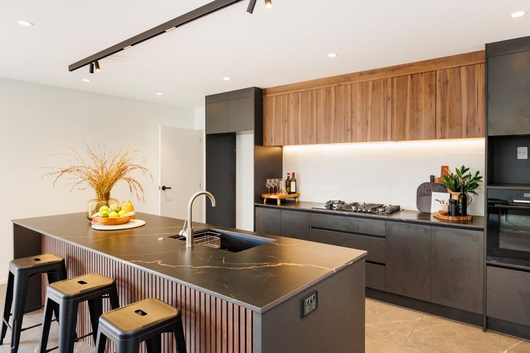 Photo of property in 26 Silicon Way, Fitzherbert, Palmerston North, 4410