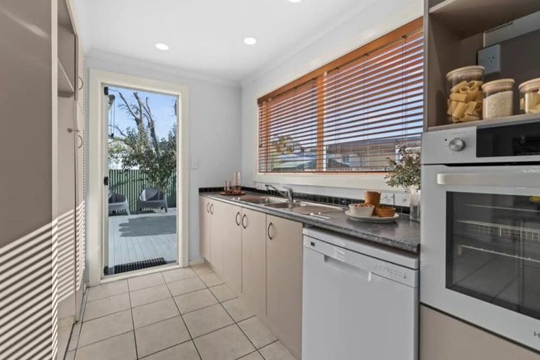 Photo of property in 13 Morse Street, Marewa, Napier, 4110