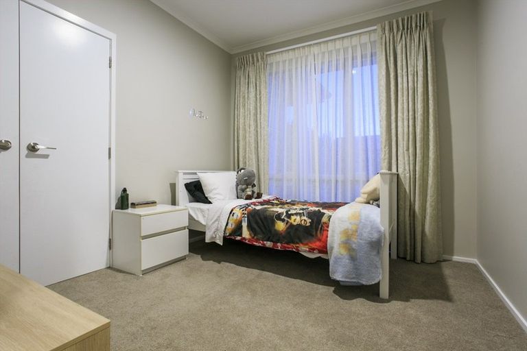 Photo of property in 7 Admirals Court Drive, Greenhithe, Auckland, 0632