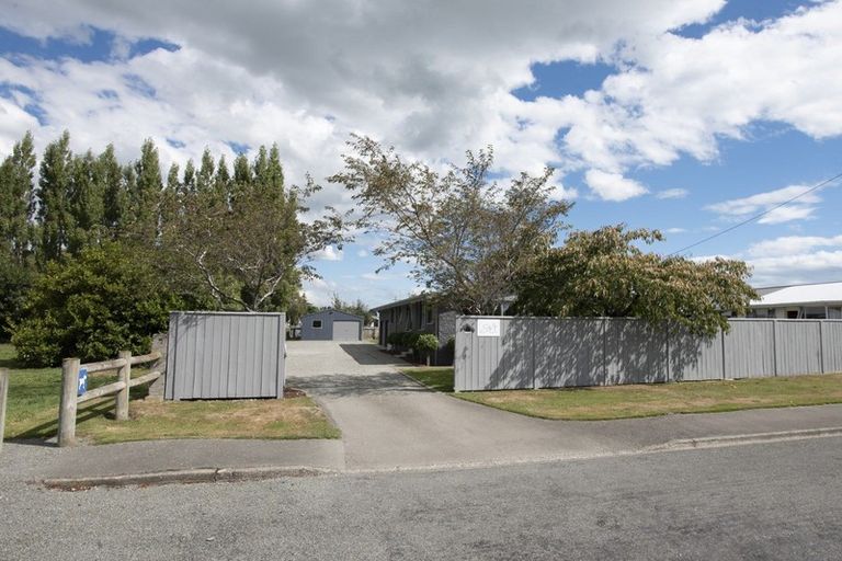 Photo of property in 1 Anne Street, Winton, 9720