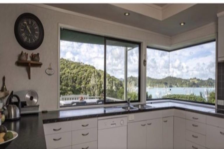 Photo of property in 15 Kakapu Road, Okiato, Russell, 0272