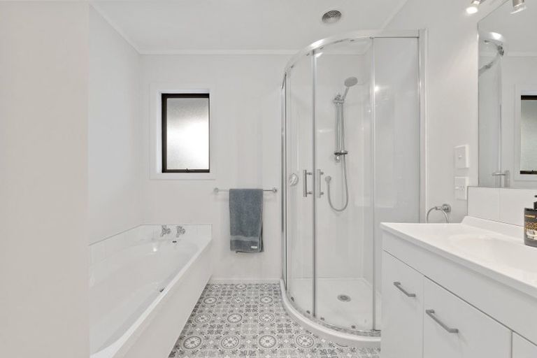 Photo of property in 18a Antonio Street, Stratford, 4332