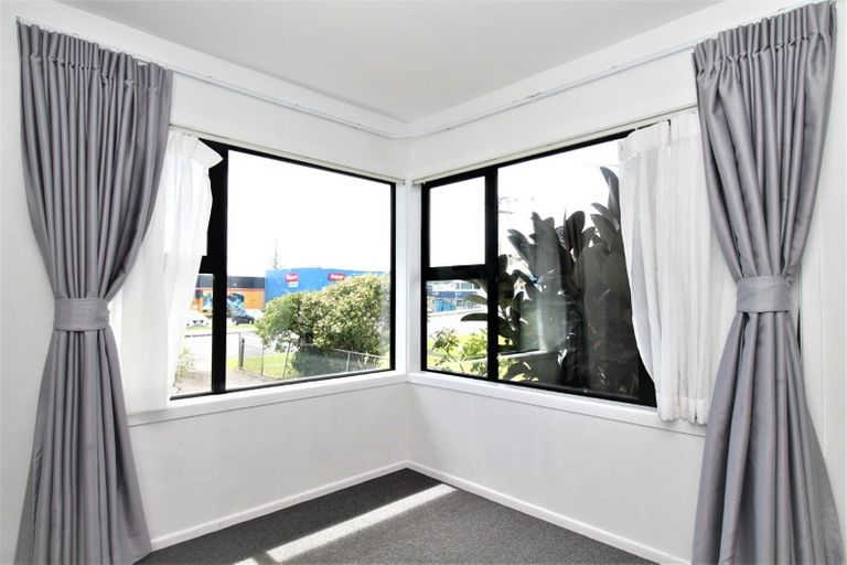Photo of property in 1/18a Weymouth Road, Manurewa, Auckland, 2102