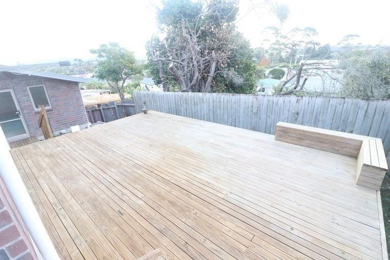 Photo of property in 10a Marie Crescent, Te Atatu South, Auckland, 0610