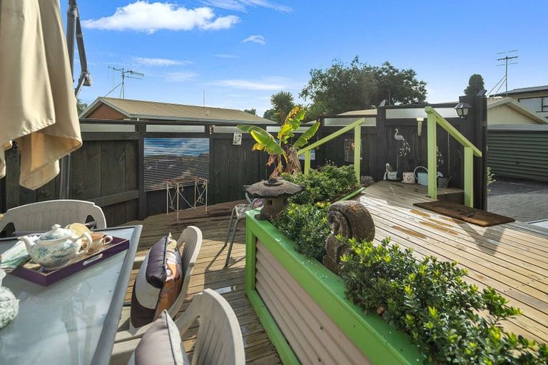 Photo of property in 2/33 Kea Street, Katikati, 3129