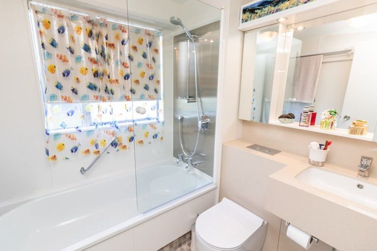 Photo of property in Capital Hill Apartments, 26/54 Hill Street, Thorndon, Wellington, 6011