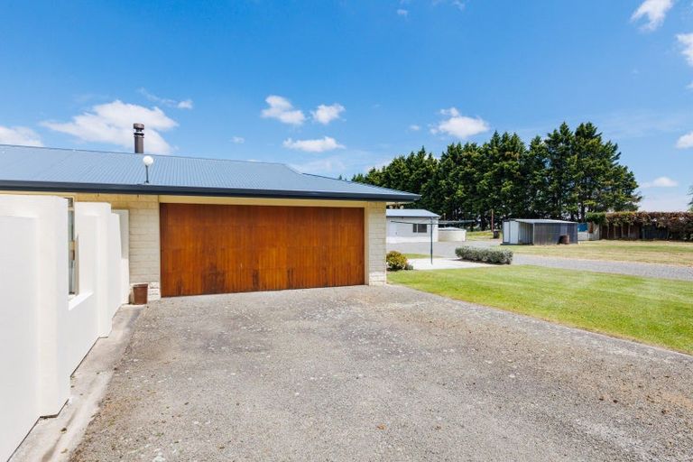 Photo of property in 5 Te Arakura Road, Newbury, Feilding, 4775