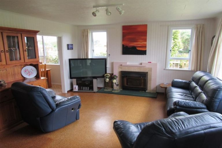 Photo of property in 43 Fookes Street, Waverley, 4510