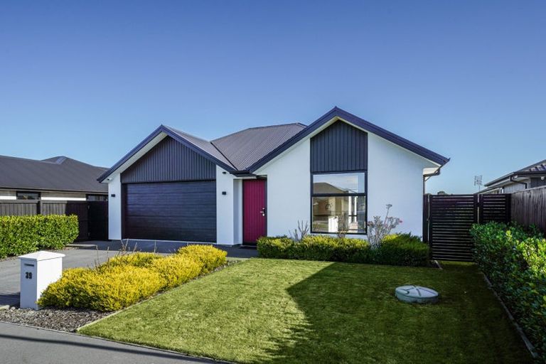 Photo of property in 39 Whitburn Avenue, Halswell, Christchurch, 8025