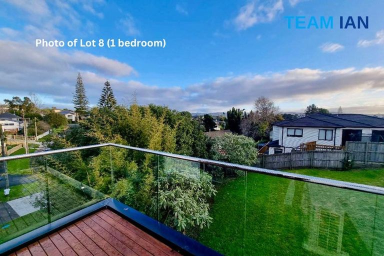 Photo of property in 8/18 Sylvan Crescent, Te Atatu South, Auckland, 0610